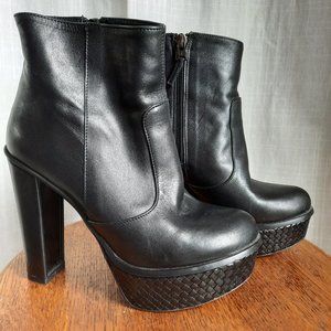 Stephanie Kélian platform high heel boots